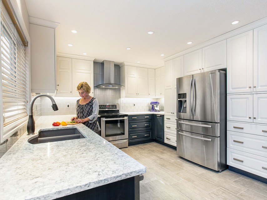 Sundance two-tone transitional kitchen